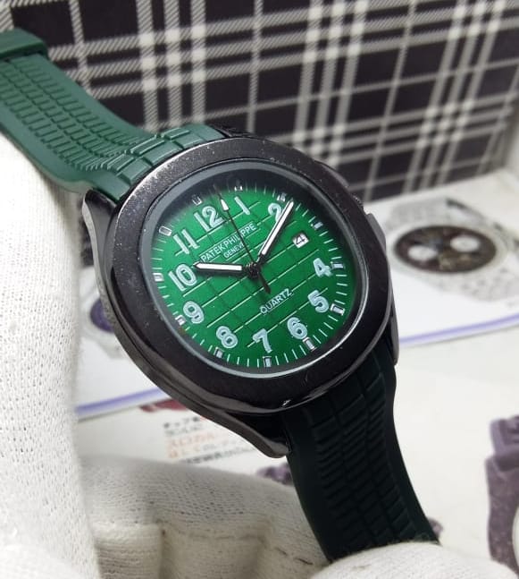 PATEK PHILIPPE AQUANAUT